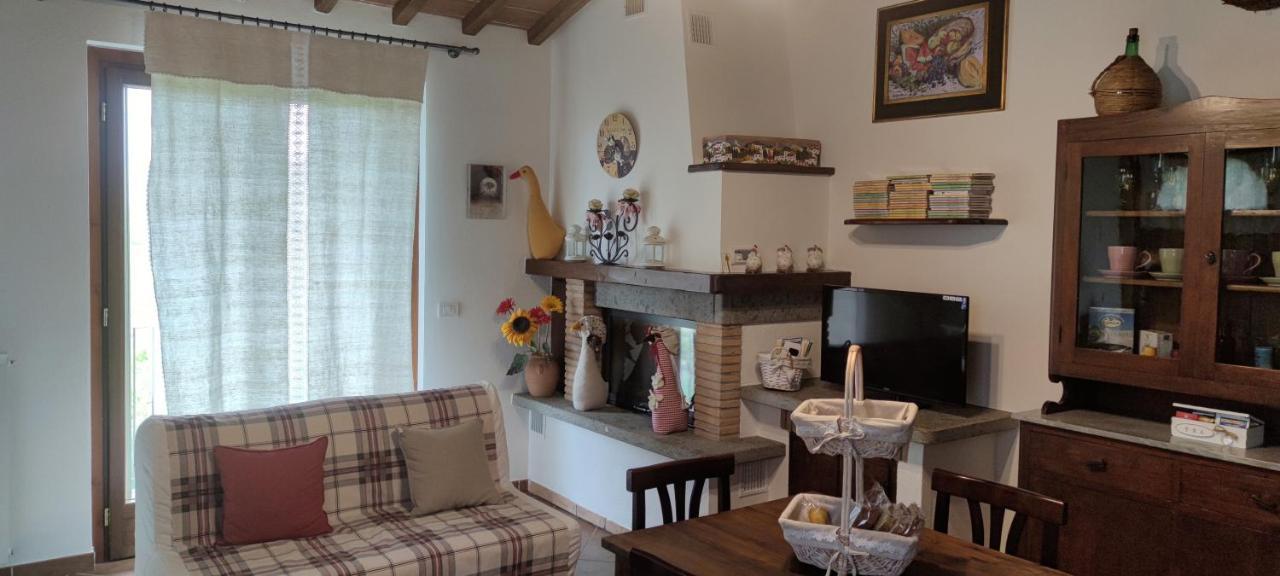 Agriturismo I Roseti Montepulciano Stazione Eksteriør bilde