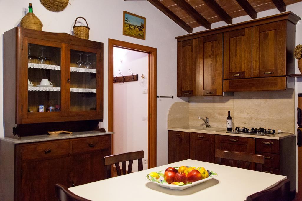 Agriturismo I Roseti Montepulciano Stazione Eksteriør bilde